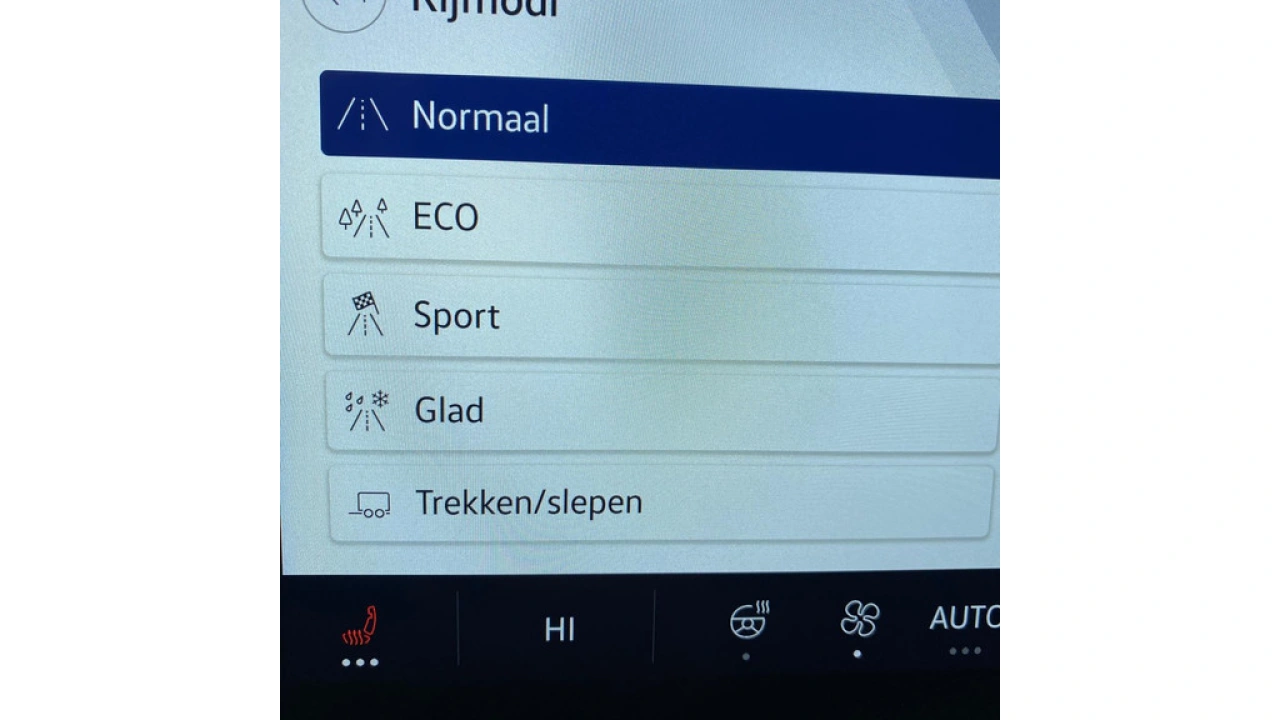 VW Bedrijfswagens Transporter Dubbele Cabine L2H1 2.0 TDI 125kW 170pk Automaat Bulli