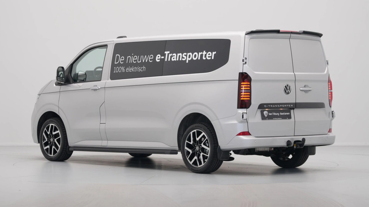 VW Bedrijfswagens E-Transporter 64kWh 210kW 286PK L2H1 Style Intro
