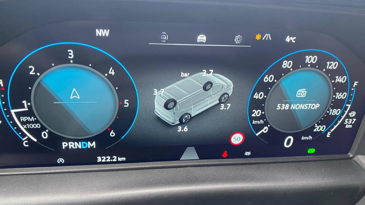 VW Bedrijfswagens Transporter Dubbele Cabine L2H1 2.0 TDI 125kW 170pk Automaat Bulli