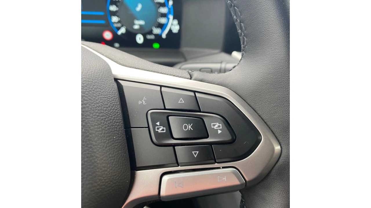 VW Bedrijfswagens Transporter Dubbele Cabine L2H1 2.0 TDI 125kW 170pk Automaat Bulli