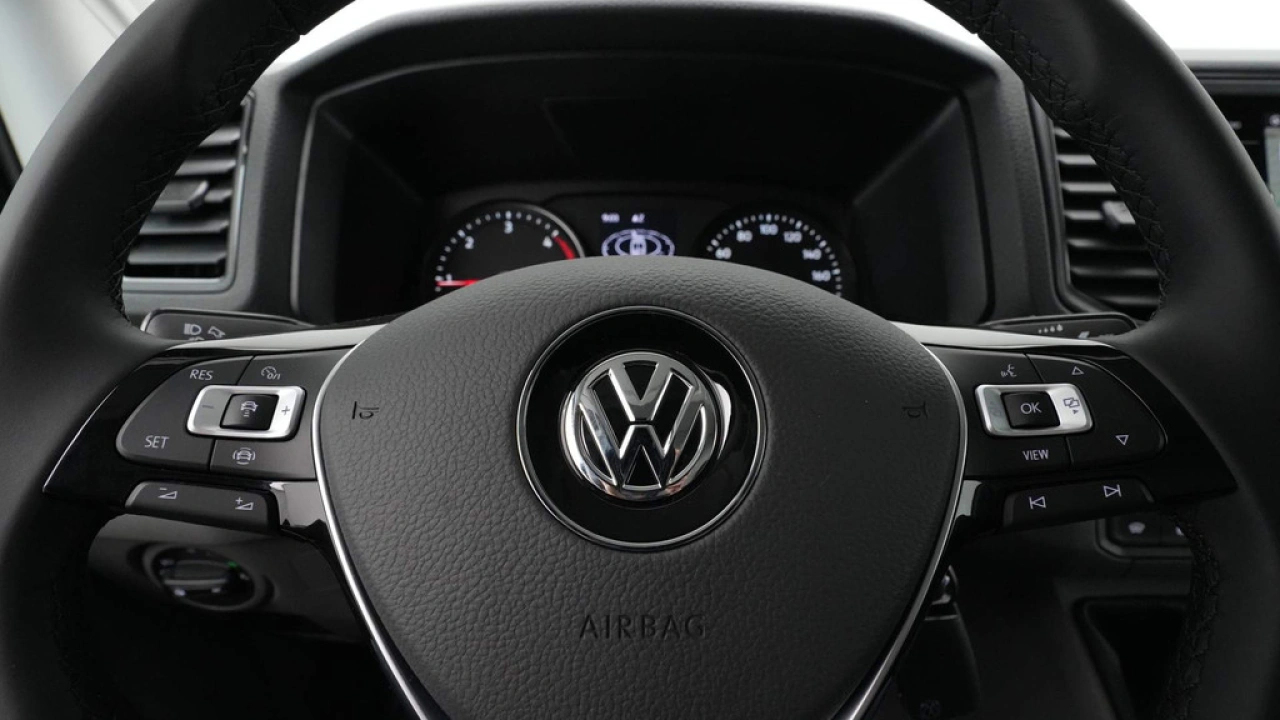 VW Bedrijfswagens Crafter 2.0 TDI 130kW 177PK GVW 3.5T L3H3 WB 3640mm Exclusive Hero Edition