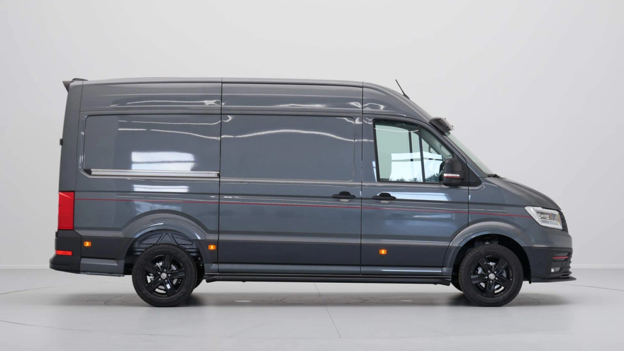 VW Bedrijfswagens Crafter 2.0 TDI 130kW 177PK GVW 3.5T L3H3 WB 3640mm Exclusive Hero Edition