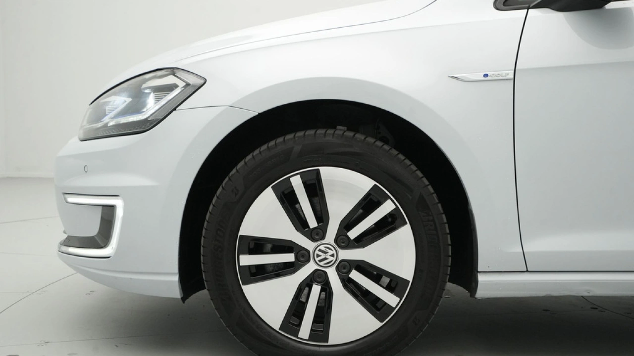 Volkswagen e-Golf e-Golf 136pk