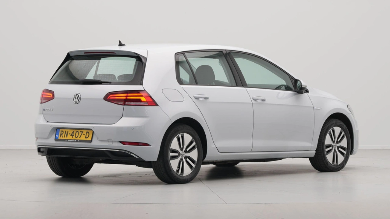 Volkswagen e-Golf e-Golf 136pk
