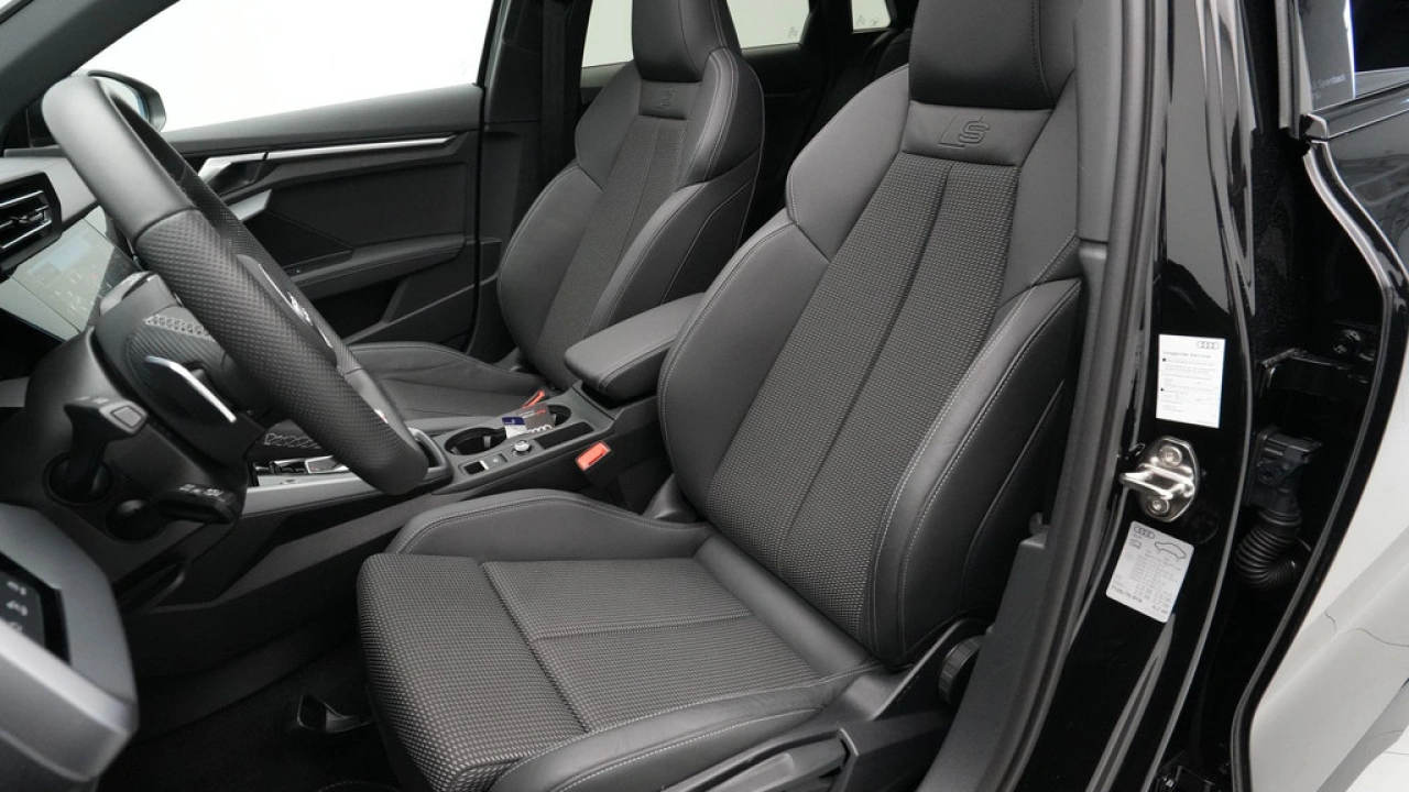 Audi A3 Sportback 30 TFSI S-line edition