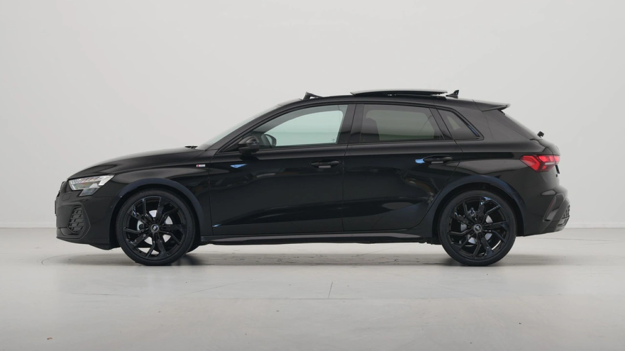 Audi A3 Sportback 30 TFSI S-line edition