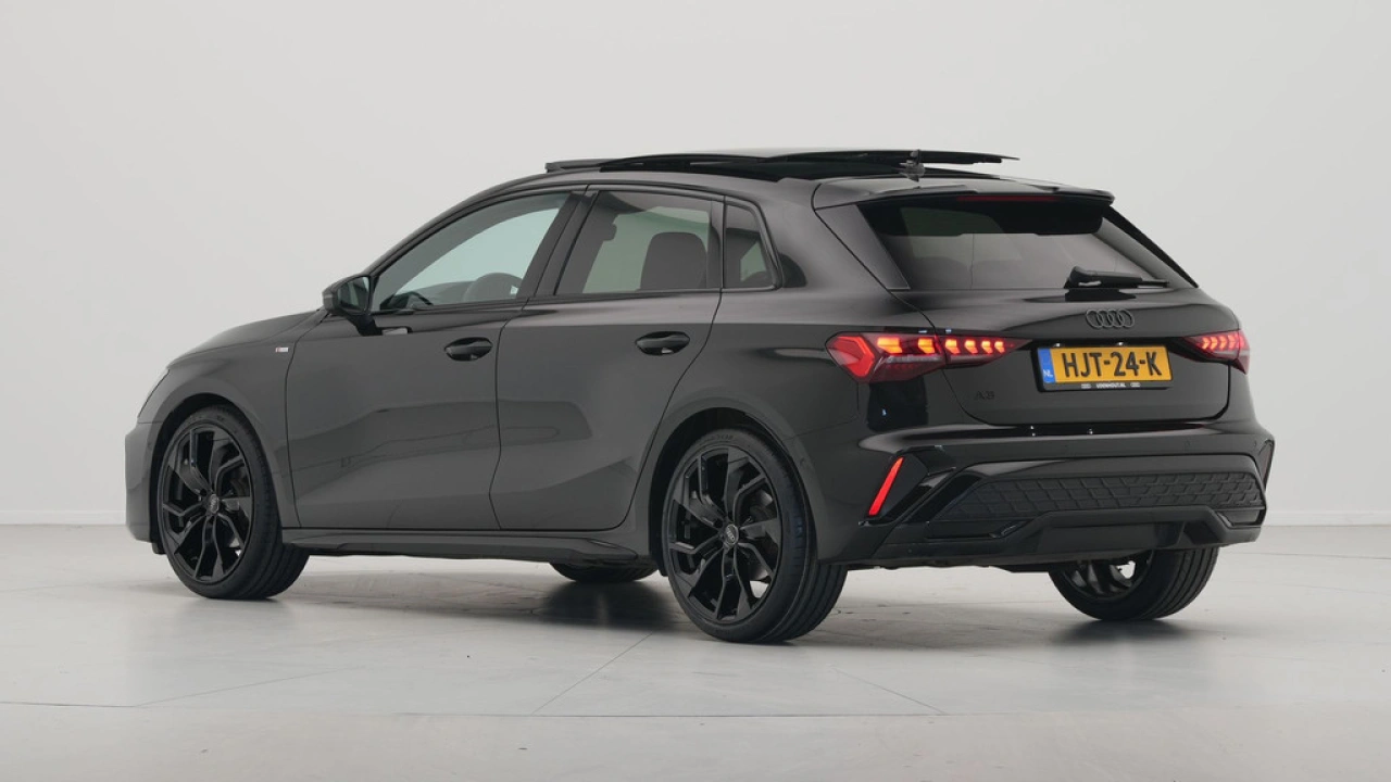 Audi A3 Sportback 30 TFSI S-line edition