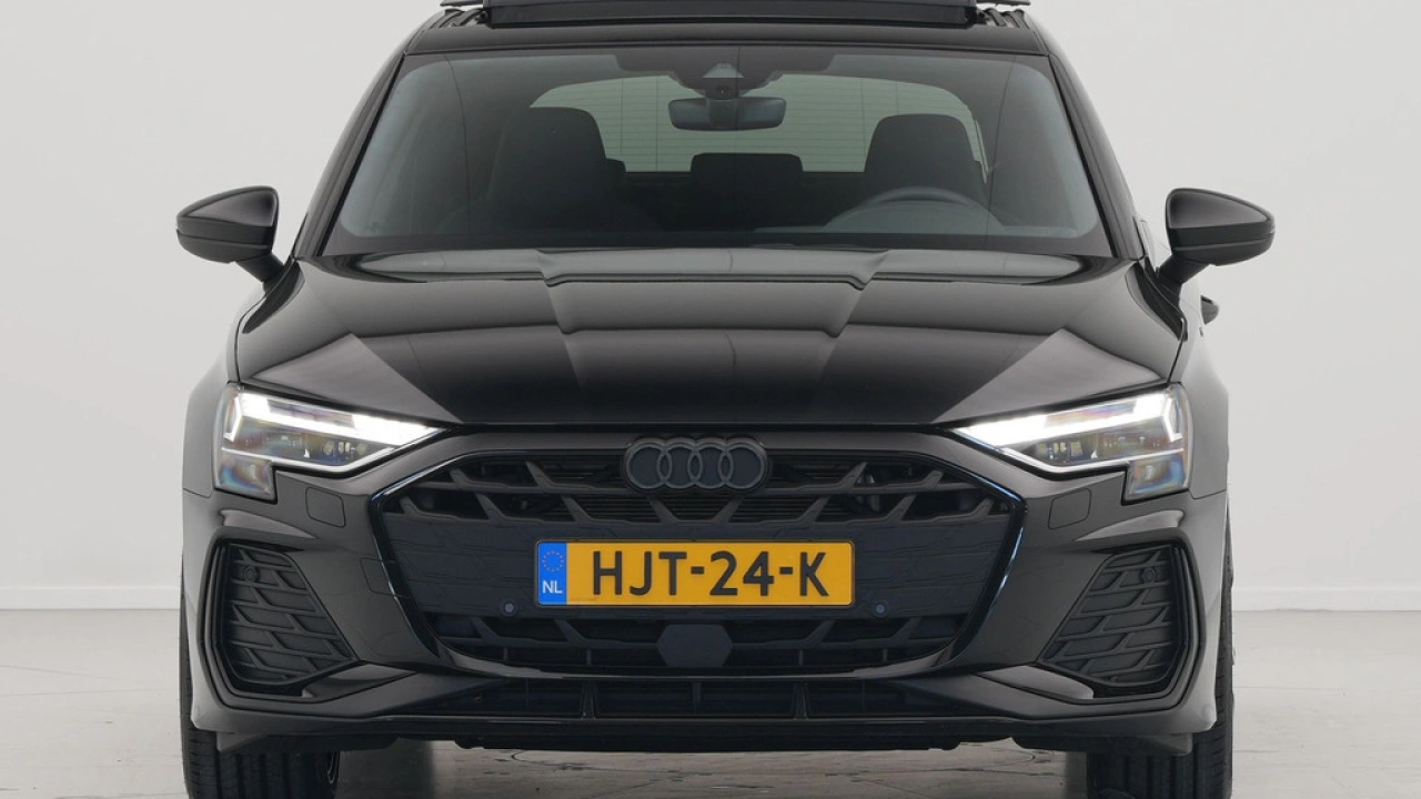 Audi A3 Sportback 30 TFSI S-line edition