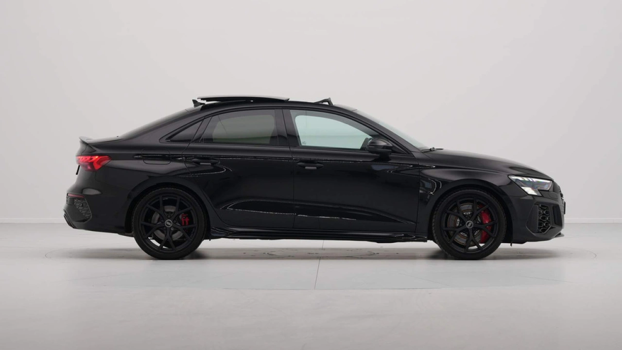 Audi RS3 Limousine 2.5 TFSI RS 3 Quattro
