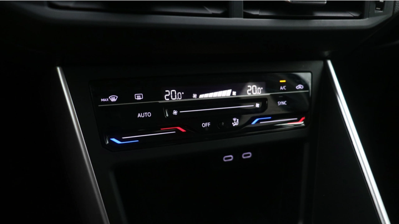 Volkswagen Polo 1.0 TSI 95pk Life Navigatie App Connect