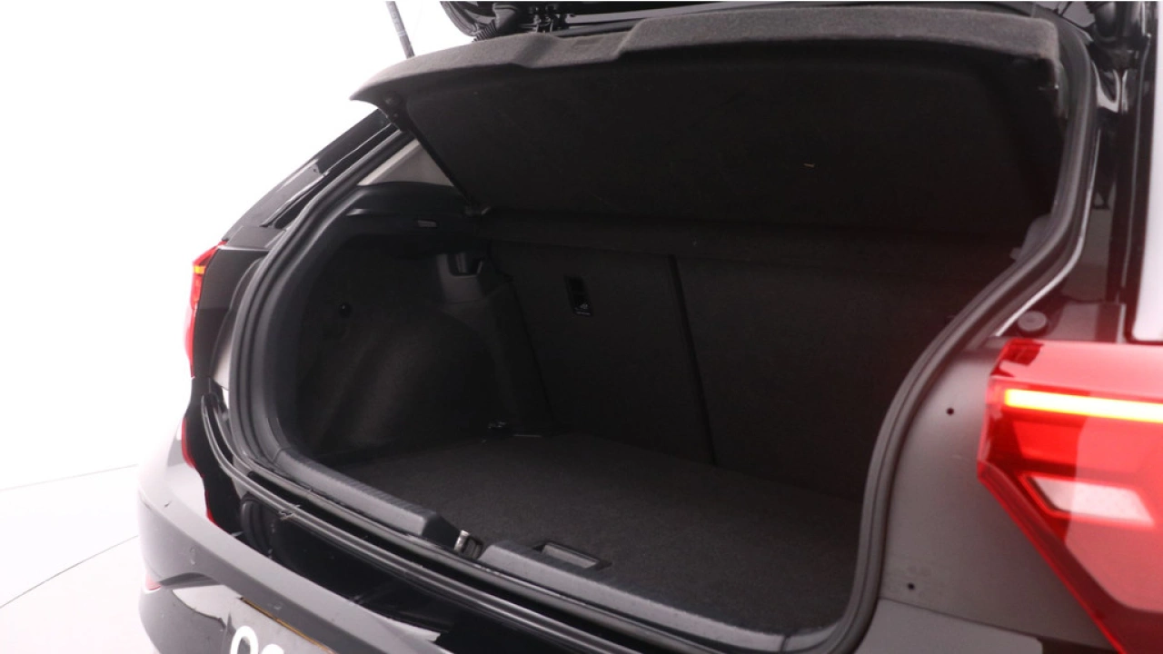 Volkswagen Polo 1.0 TSI 95pk Life Navigatie App Connect