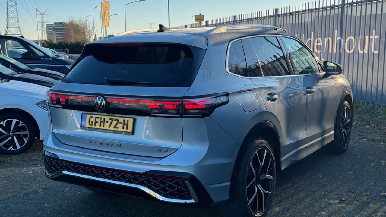 Volkswagen Tiguan 1.5 eTSI 150pk DSG R-Line Business Trekhaak