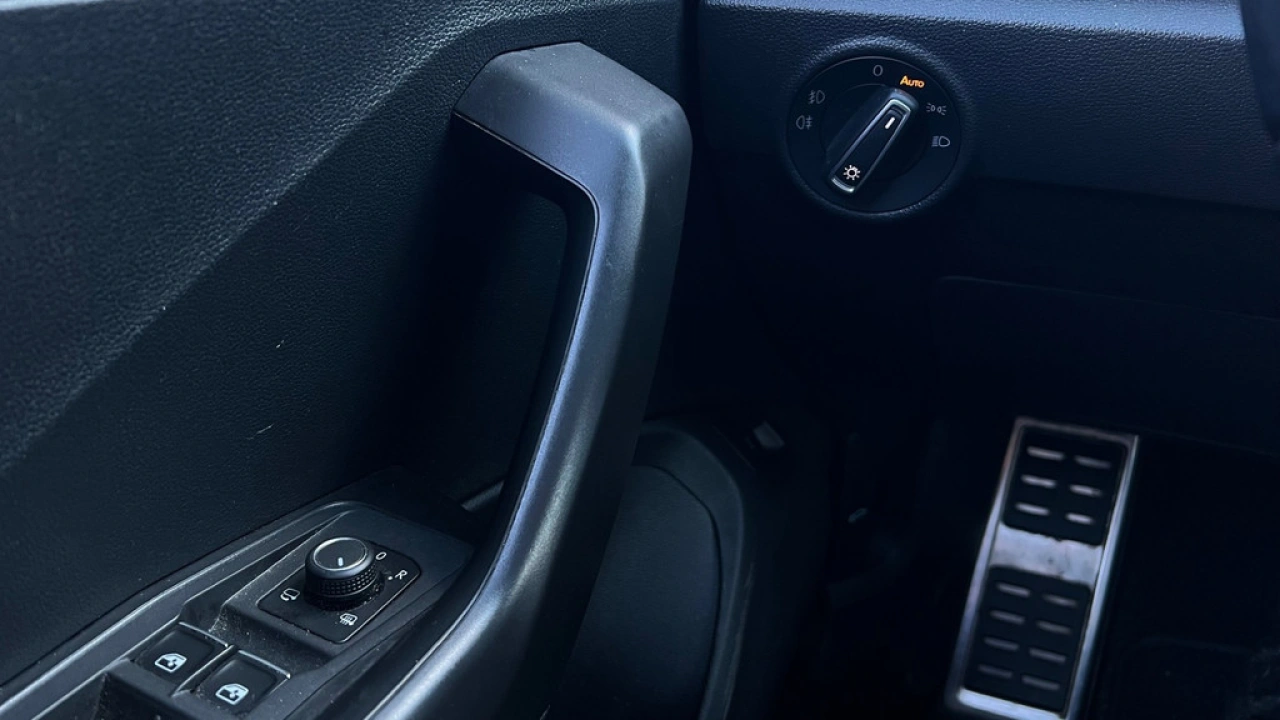 Volkswagen T-Roc 1.5 TSI 150pk DSG Sport Business R Panoramadak