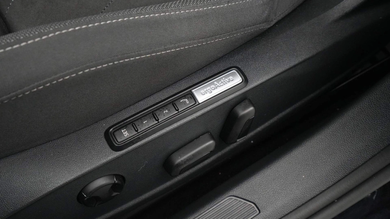 Volkswagen Golf 1.4 eHybrid 204pk Style