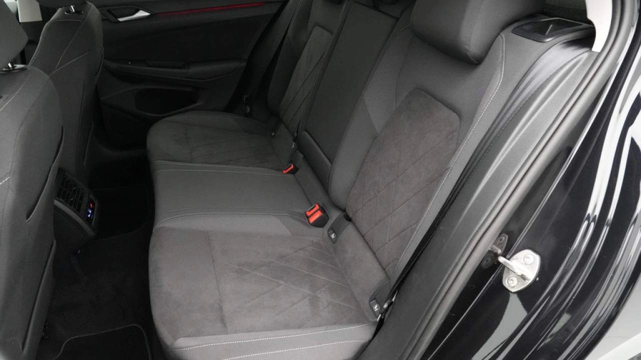 Volkswagen Golf 1.4 eHybrid 204pk Style