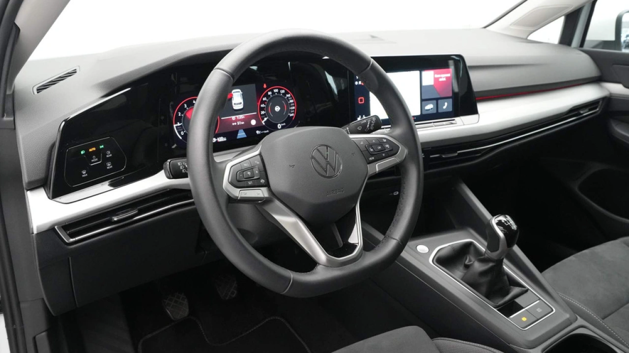 Volkswagen Golf 1.0 TSI 110pk Life Business