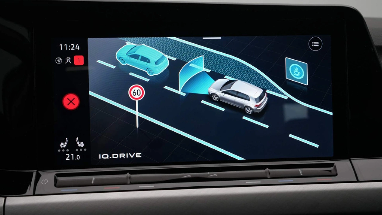 Volkswagen Golf 1.0 TSI 110pk Life Business