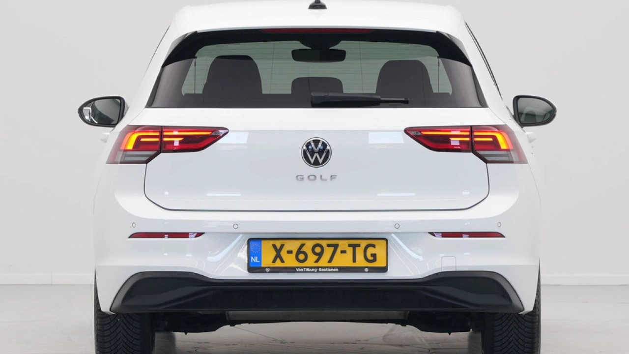 Volkswagen Golf 1.0 TSI 110pk Life Business