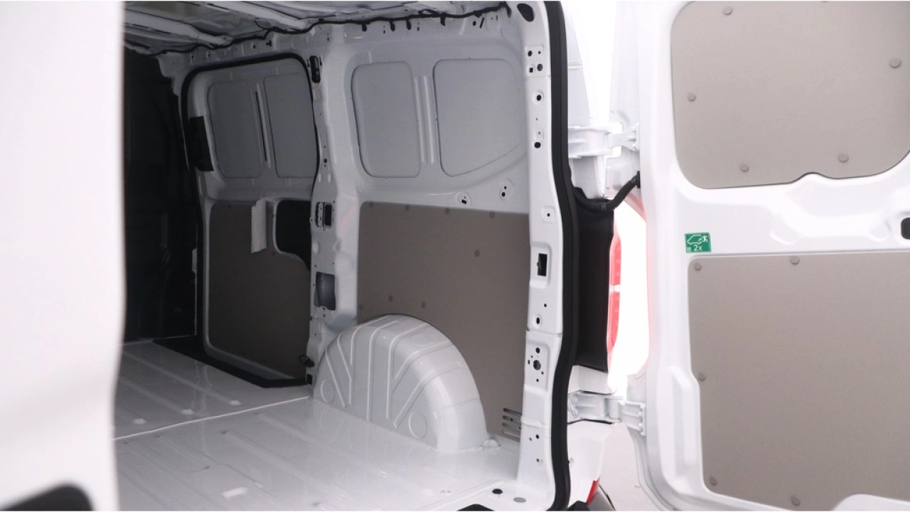 VW Bedrijfswagens E-Transporter L1H1 64kWh 160kW 218PK RWD Life-Intro