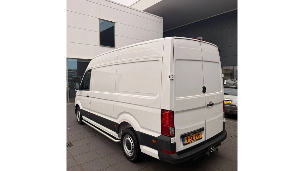 VW Bedrijfswagens Crafter L3H3 2.0 TDI 140pk 3.5T Highline