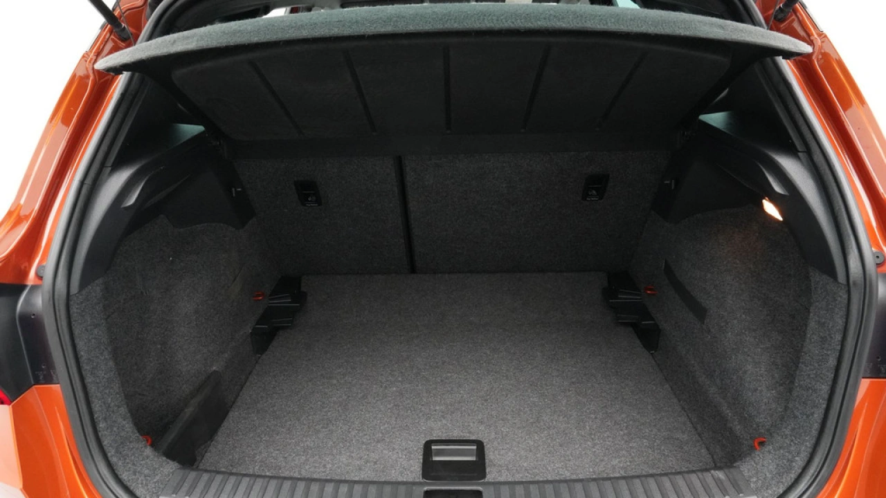 SEAT Arona 1.0 TSI 95pk Xcellence Business Intense