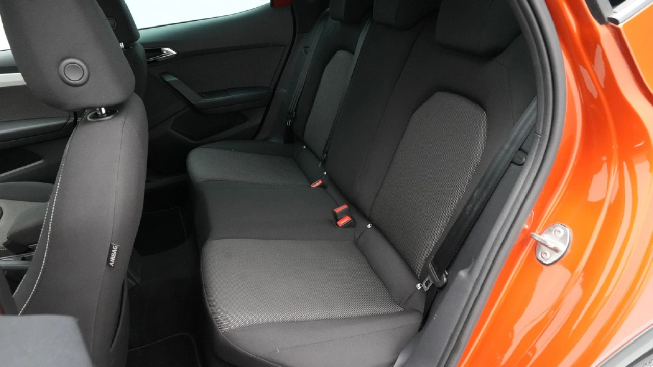 SEAT Arona 1.0 TSI 95pk Xcellence Business Intense