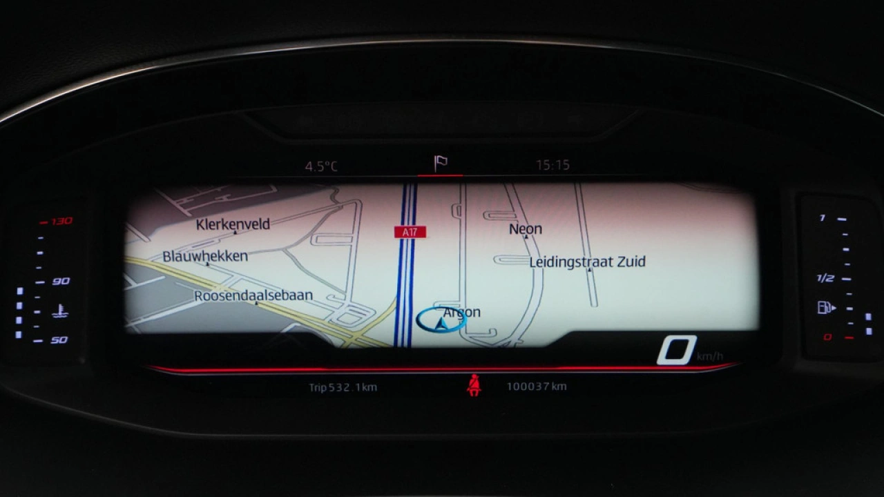 SEAT Arona 1.0 TSI 95pk Xcellence Business Intense