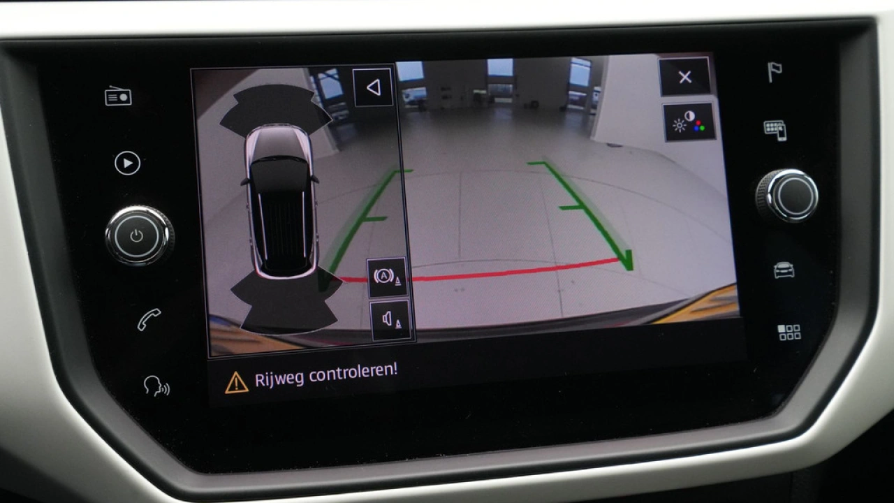 SEAT Arona 1.0 TSI 95pk Xcellence Business Intense