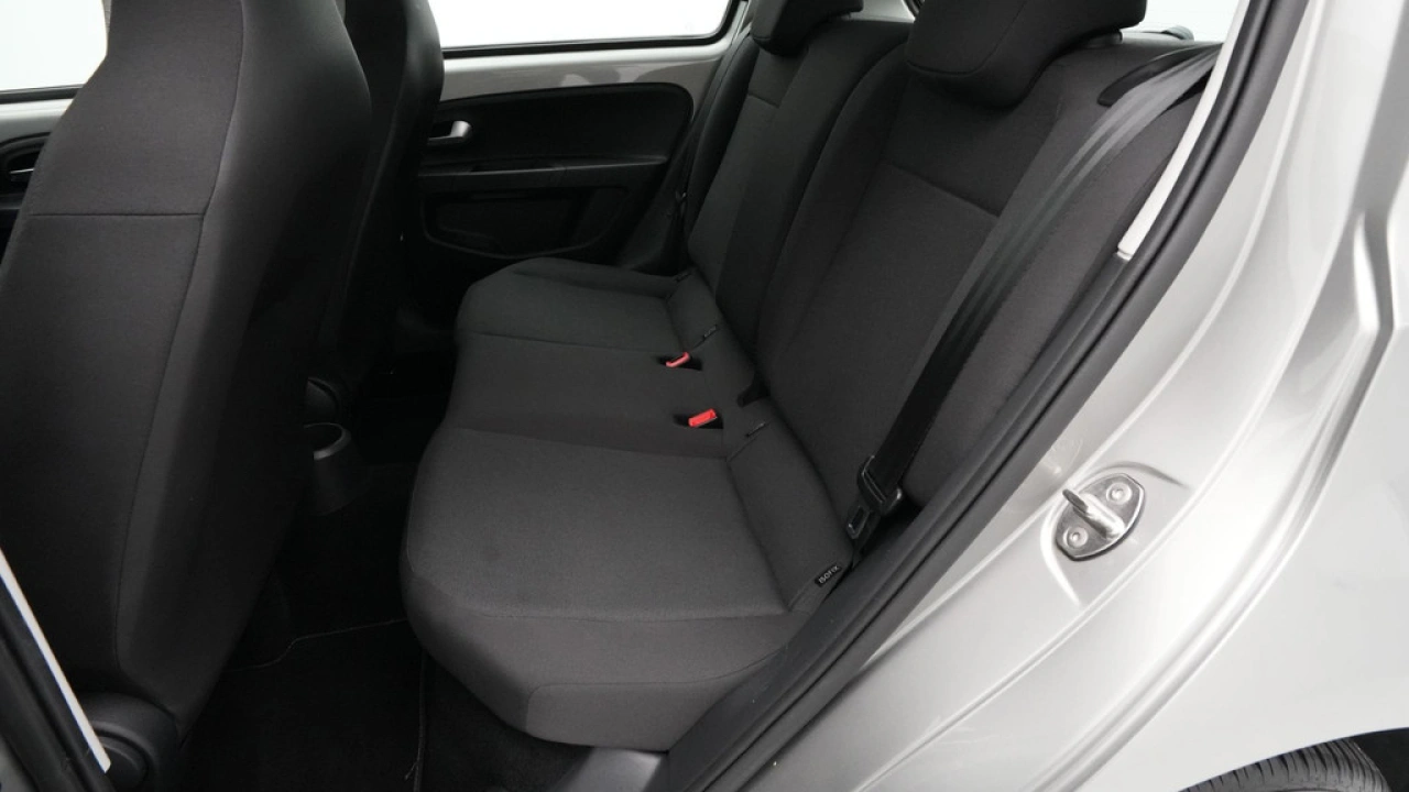 Volkswagen up! 1.0 BMT move up!