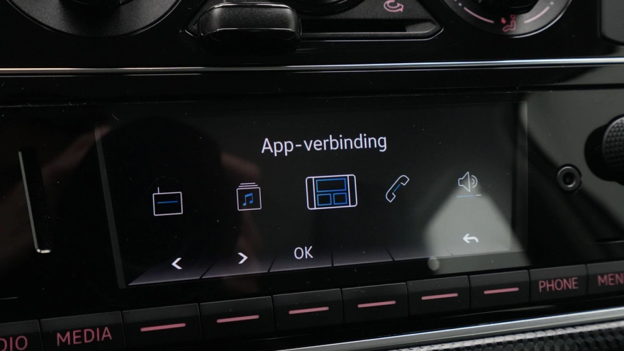 Volkswagen up! 1.0 BMT move up!