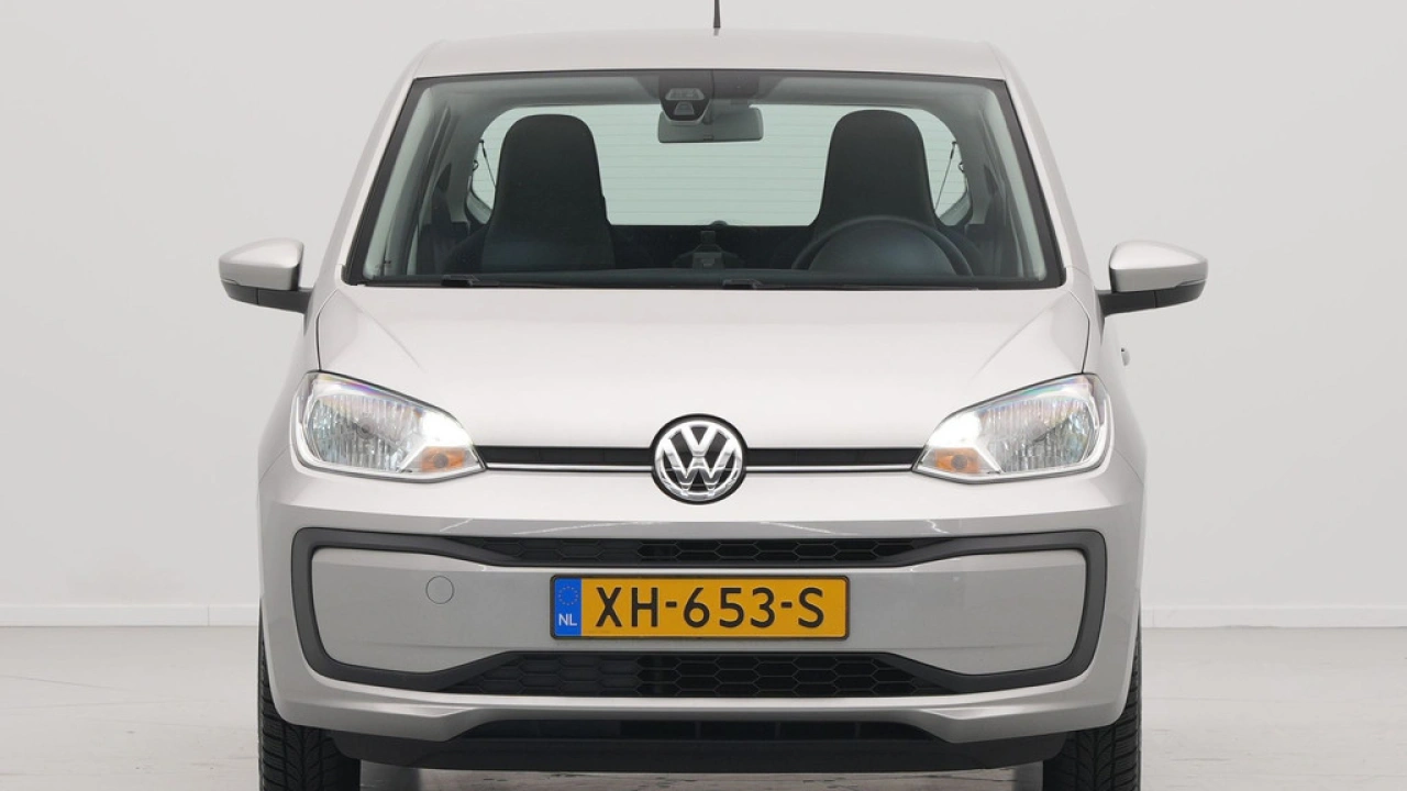 Volkswagen up! 1.0 BMT move up!