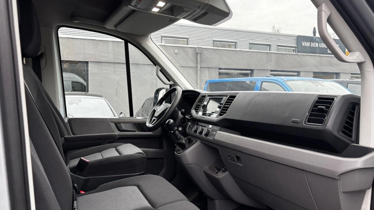 VW Bedrijfswagens Crafter L3H3 2.0 TDI 140pk 3.0T Highline