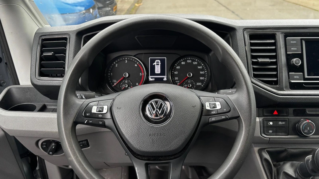 VW Bedrijfswagens Crafter L3H3 2.0 TDI 140pk 3.0T Highline