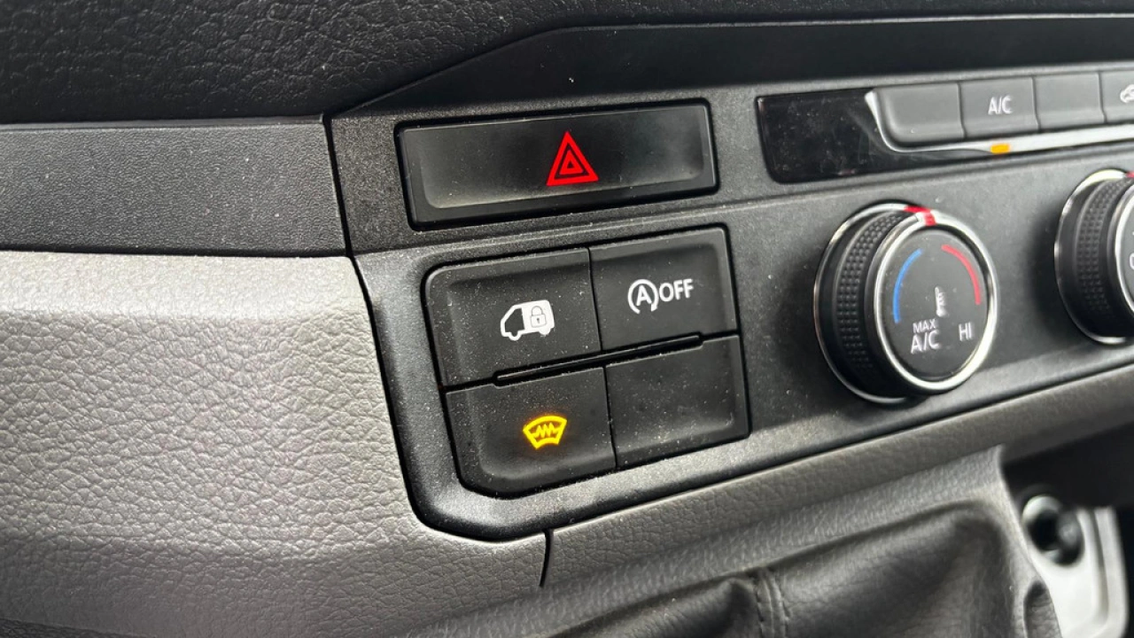 VW Bedrijfswagens Crafter L3H3 2.0 TDI 140pk 3.0T Highline