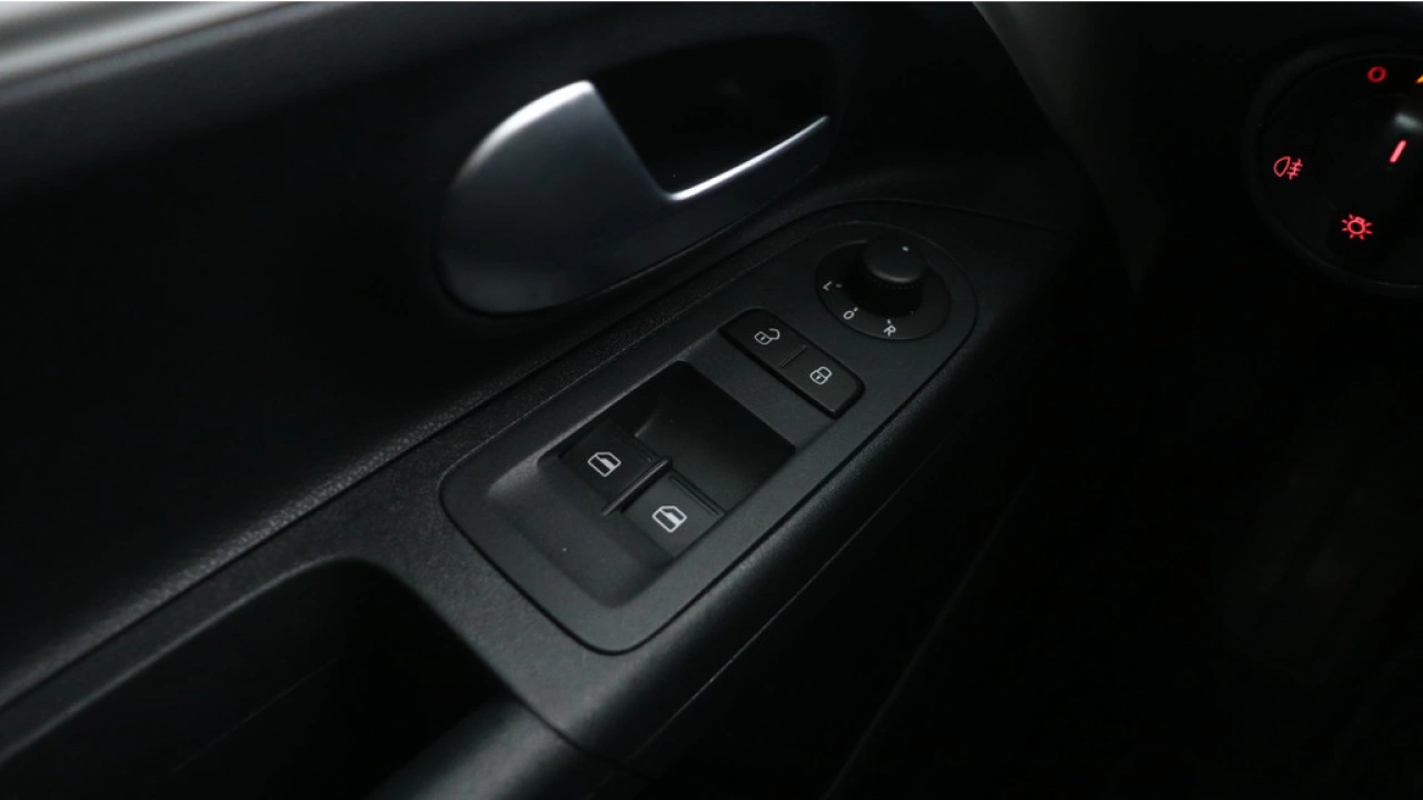 Volkswagen up! 1.0 60pk BMT Move Up Airco Bluetooth DAB