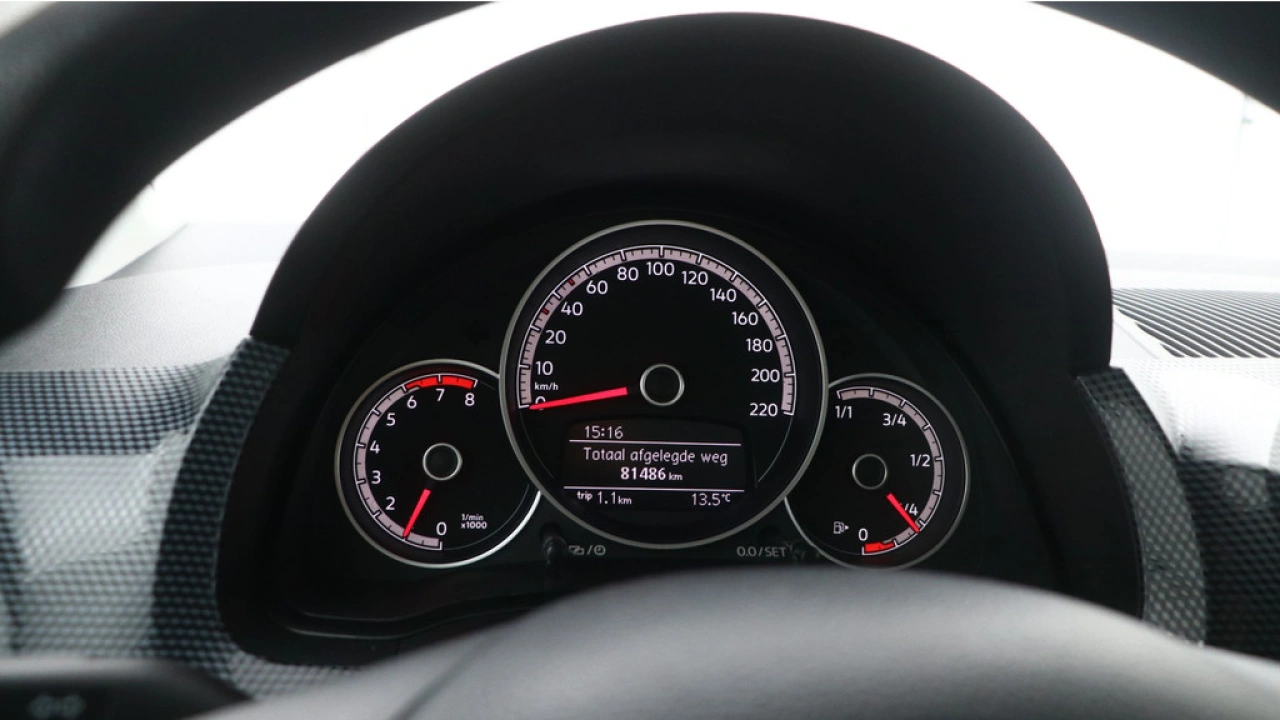 Volkswagen up! 1.0 60pk BMT Move Up Airco Bluetooth DAB