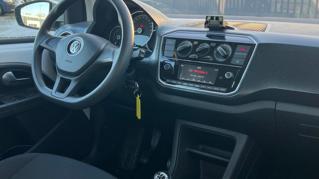 Volkswagen up! 1.0 60pk BMT Move Up Airco Bluetooth DAB