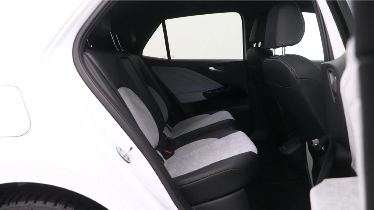 Volkswagen ID.3 Pro S Business 77 kWh 204pk SOH 99% Matrix Head Up