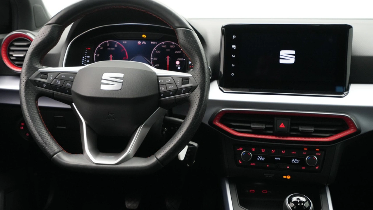 SEAT Arona 1.0 TSI FR Business Intense