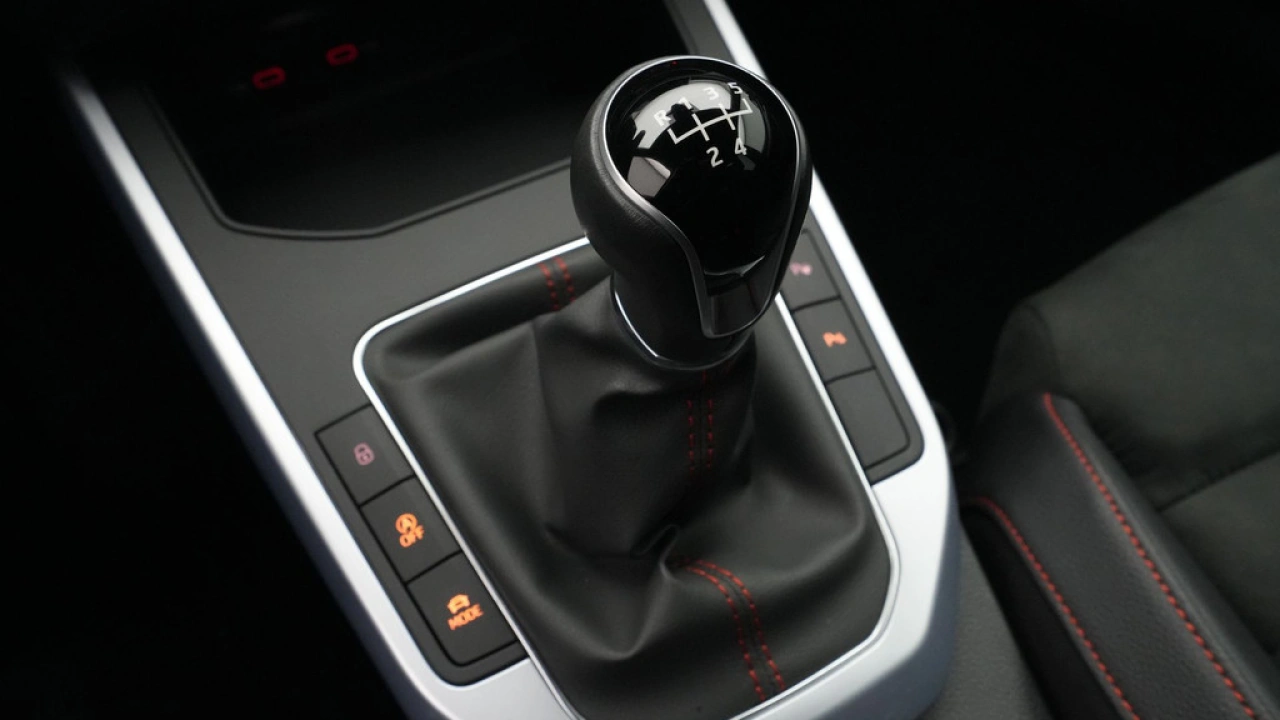 SEAT Arona 1.0 TSI FR Business Intense