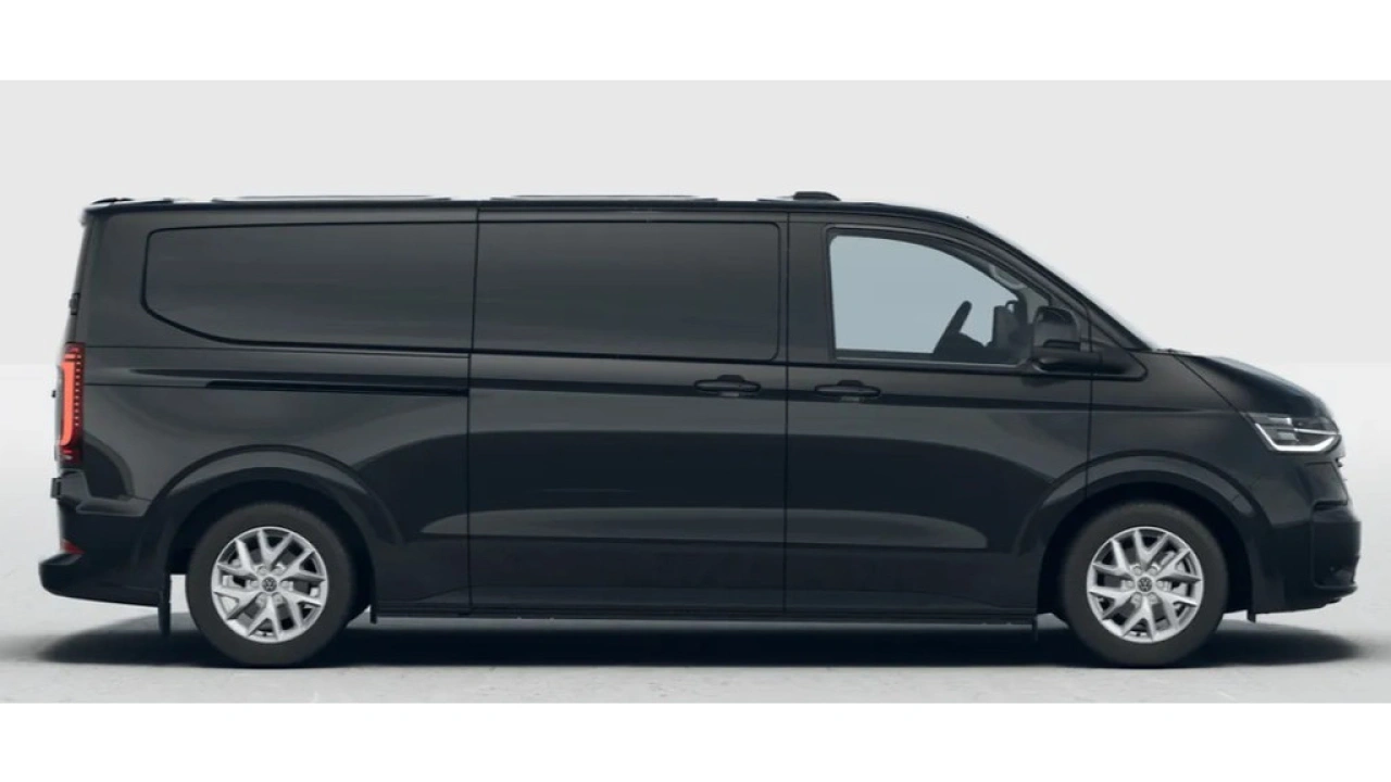 VW Bedrijfswagens E-Transporter L2H1 286pk 64kWh RWD Bulli