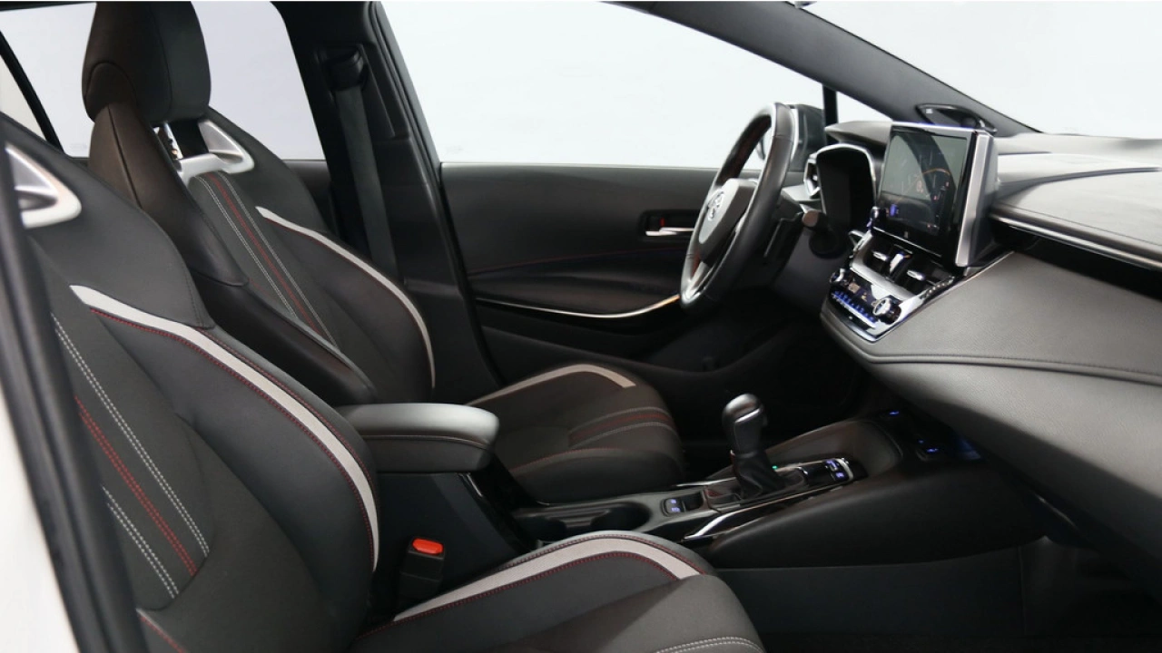 Toyota Corolla Touring Sports 2.0 Hybrid 184pk Business GR-Sport