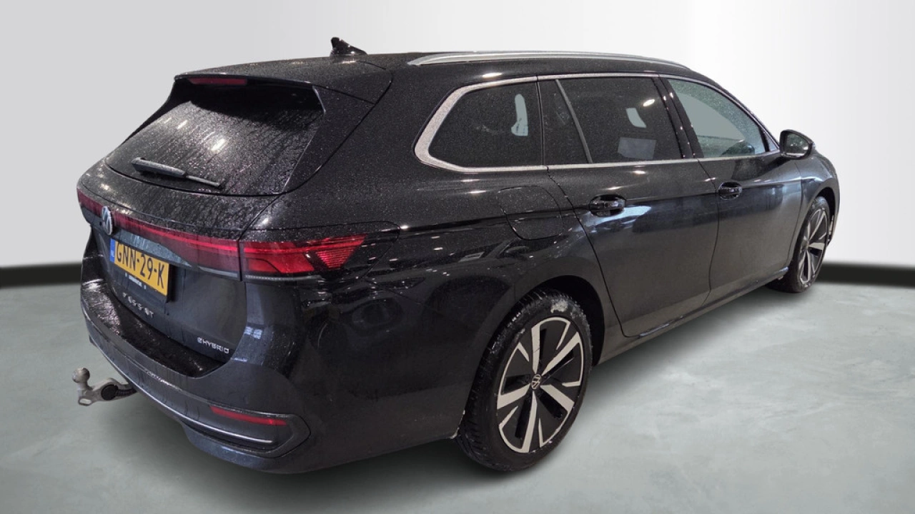 Volkswagen Passat Variant 1.5 eHybrid Business | Design Pakket | Trekhaak | Interieur Pakket |