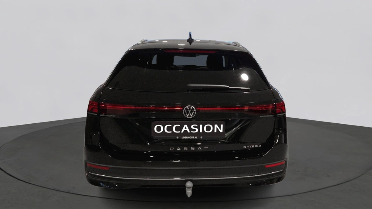 Volkswagen Passat Variant 1.5 eHybrid Business | Design Pakket | Trekhaak | Interieur Pakket |