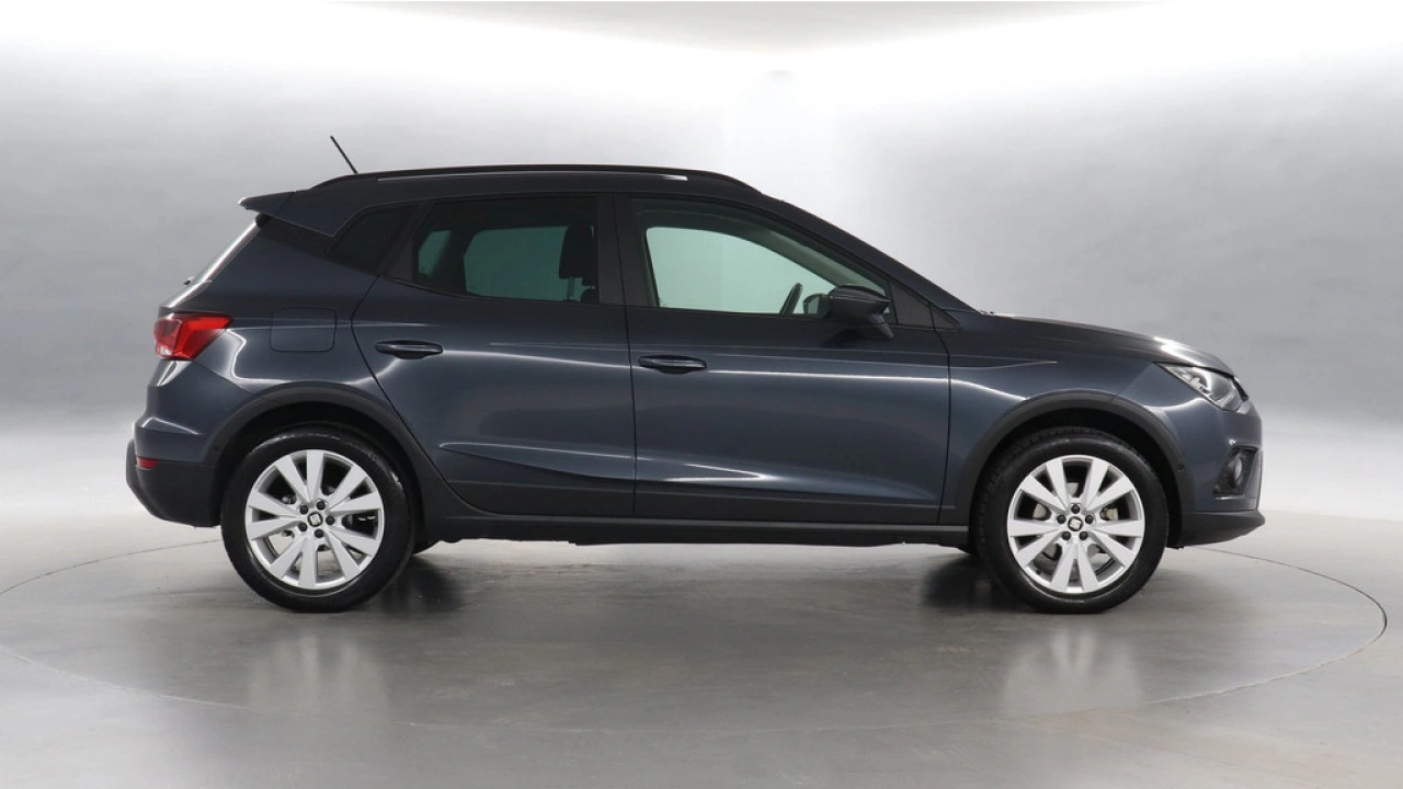 SEAT Arona 1.0 TSI 115pk Style Business Intense DSG