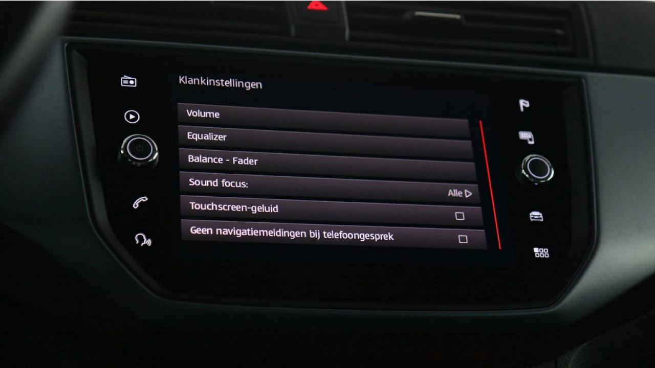 SEAT Arona 1.0 TSI 115pk Style Business Intense DSG