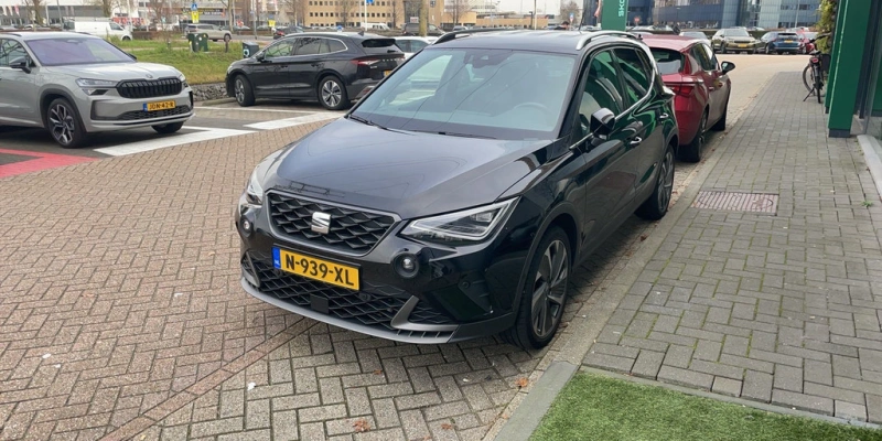 SEAT Arona 1.0 TSI FR Business Intense DSG