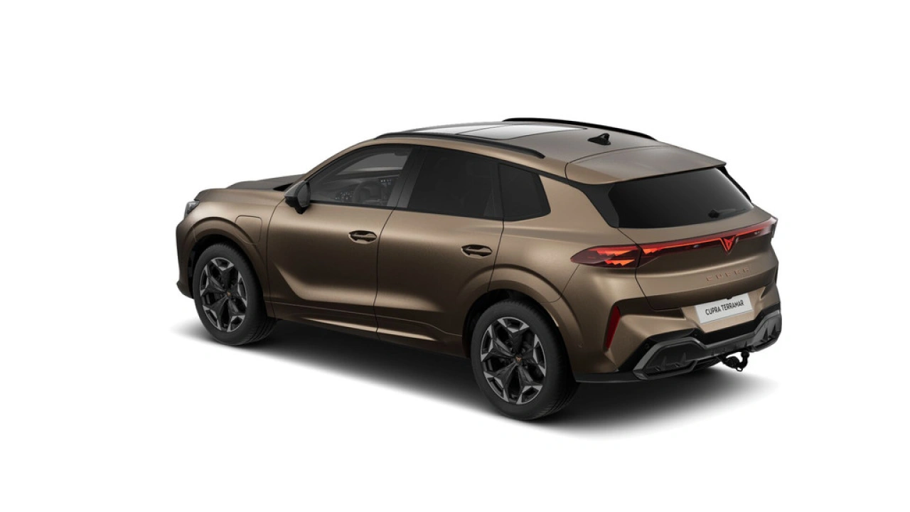 CUPRA Terramar 1.5 TSI e-Hybrid 272 6DSG VZ Performance