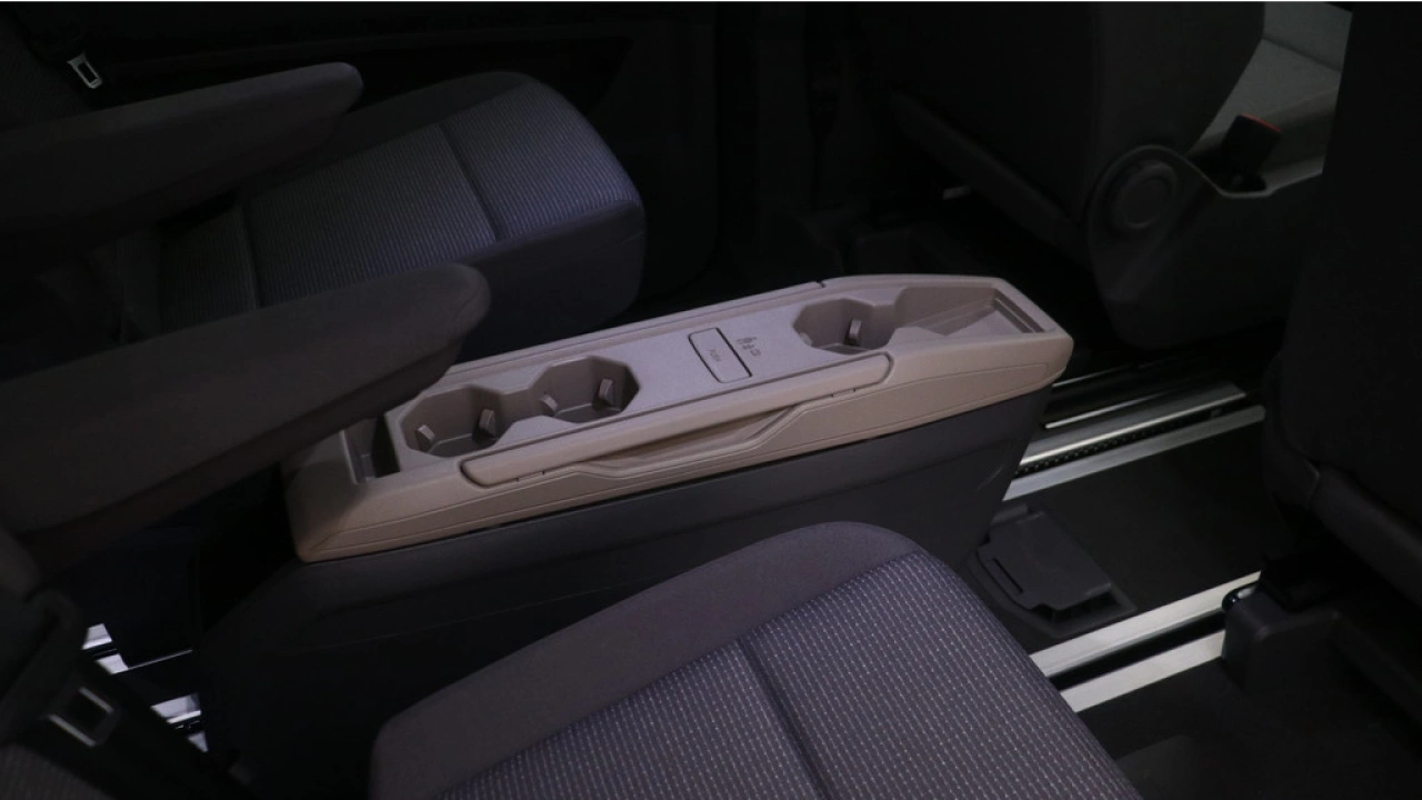 VW Bedrijfswagens Multivan L2H1 1.5 PHEV eHybrid 19,7kWh 180kW 245PK DSG Economy Business 4MOTION