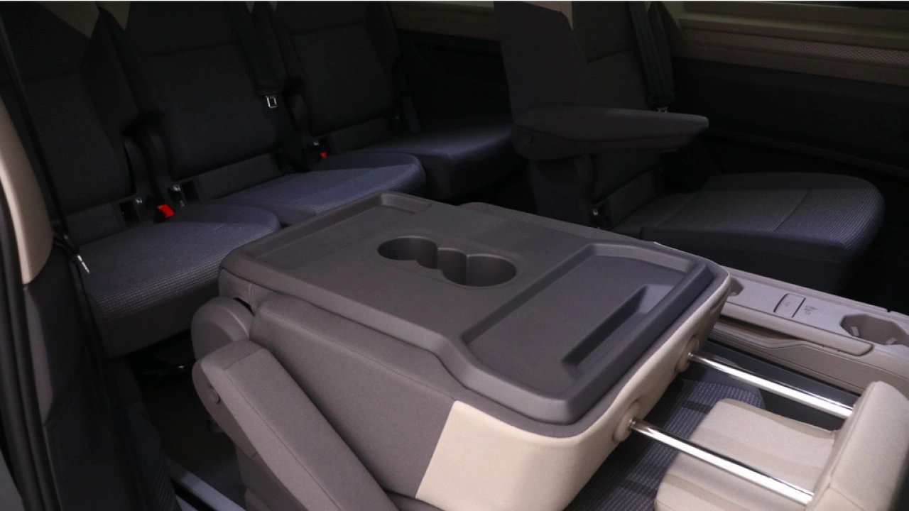 VW Bedrijfswagens Multivan L2H1 1.5 PHEV eHybrid 19,7kWh 180kW 245PK DSG Economy Business 4MOTION